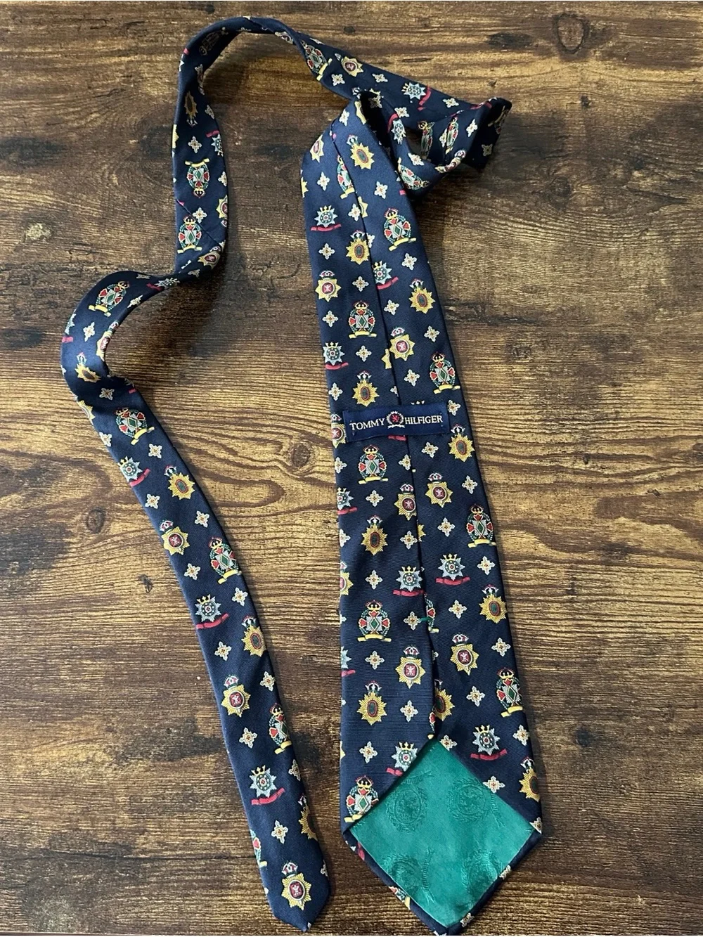 Tommy Hilfiger 90s Navy Silk Tie with Crest and Star Motif Preppy Dark Academia